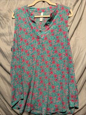 NWOT Sleeveless Floral V-Neck Top in Teal and Pink